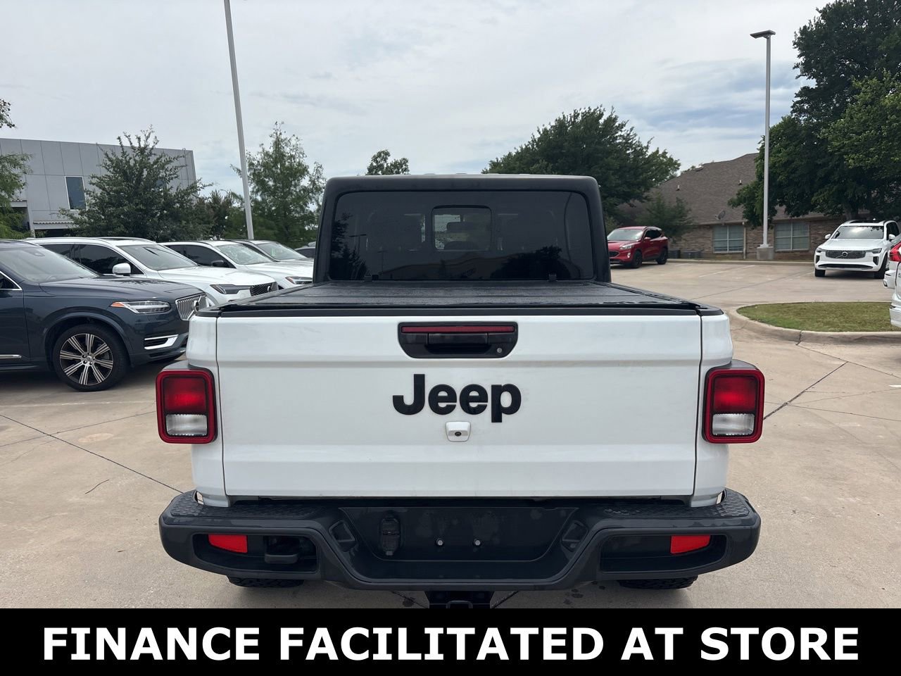 Used 2022 Jeep Gladiator Sport AWD/4WD image 6
