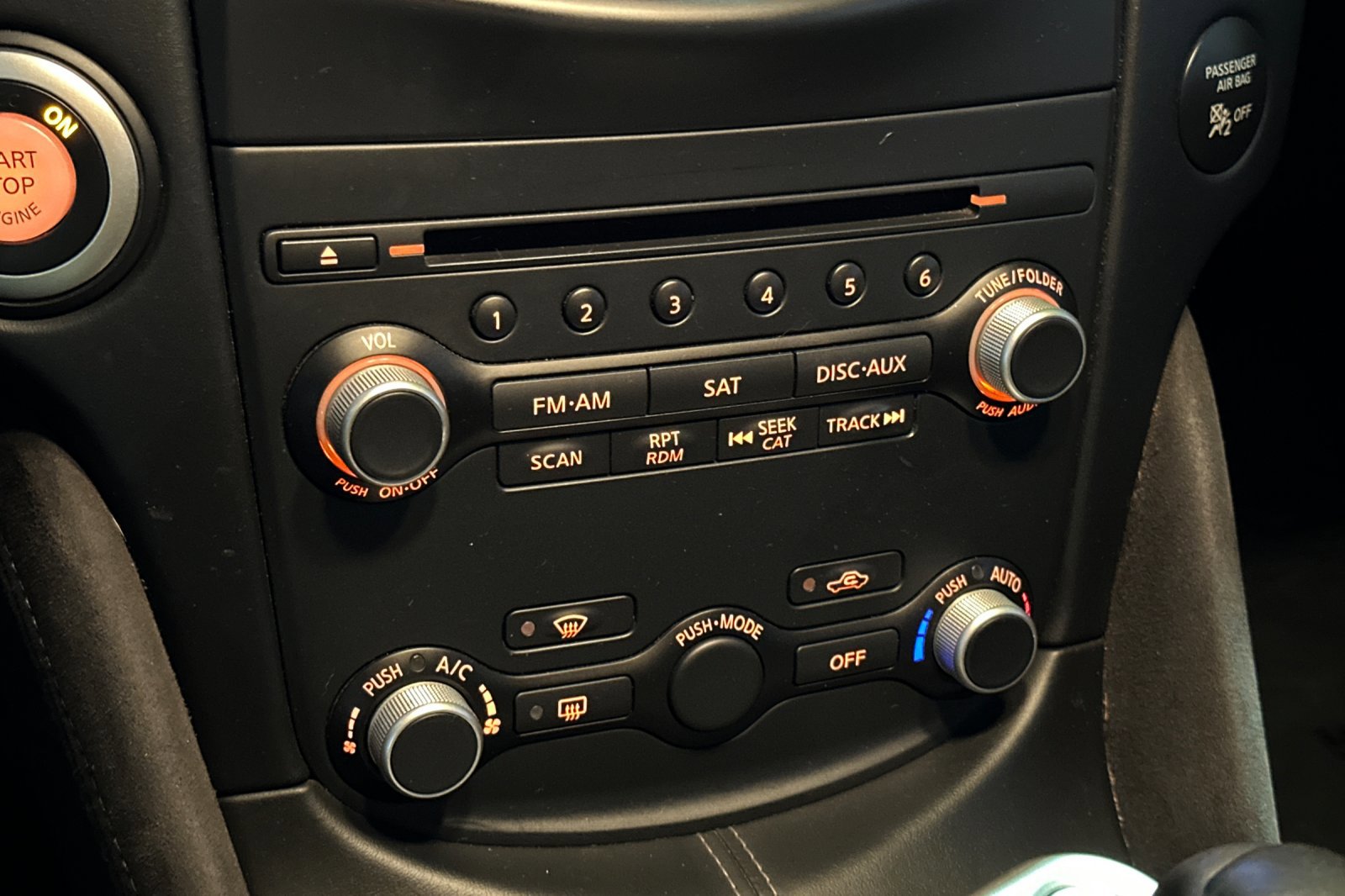 Used 2018 Nissan 370Z Touring image 18