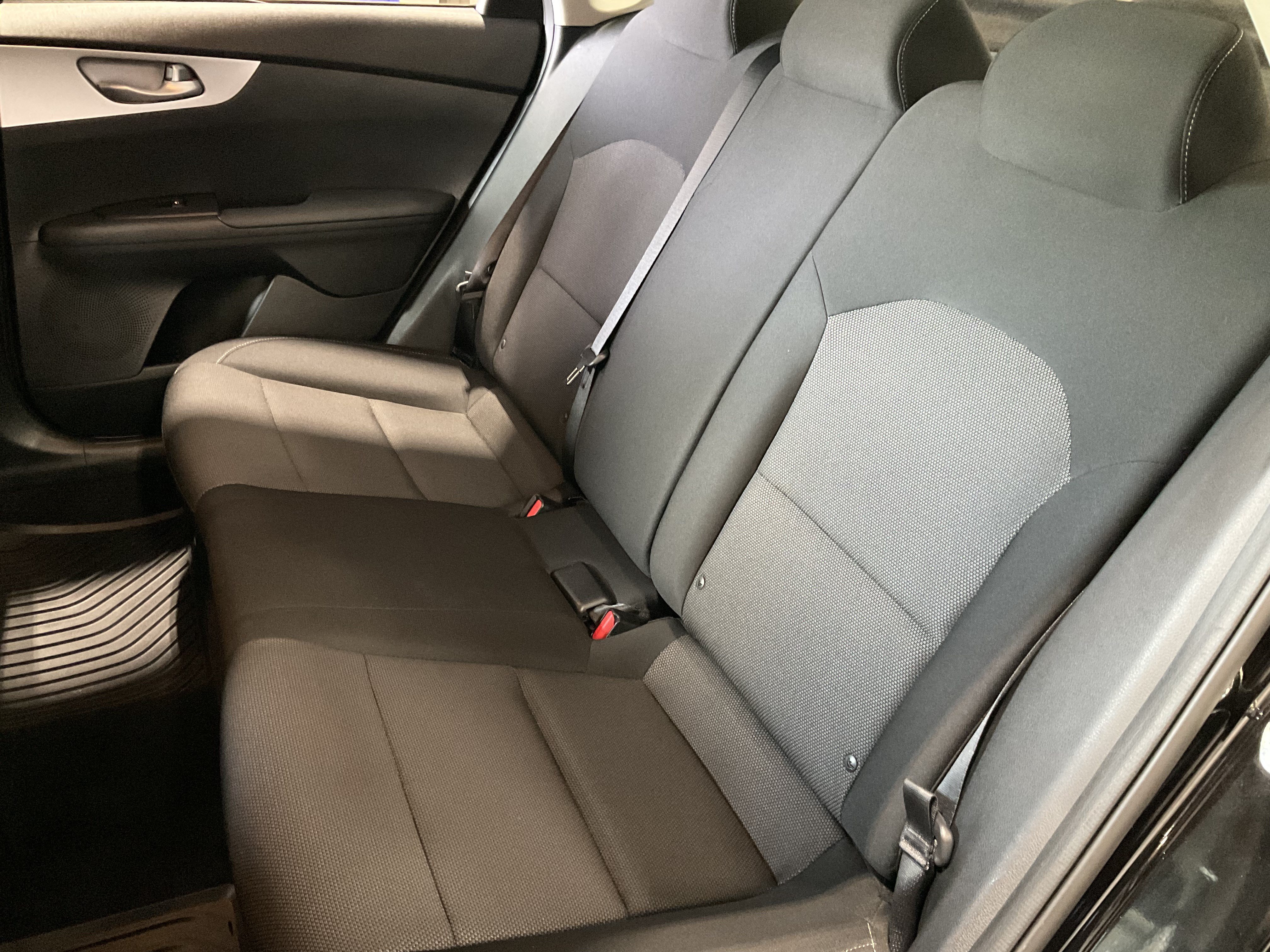 Used 2023 Kia Forte LXS FWD image 33