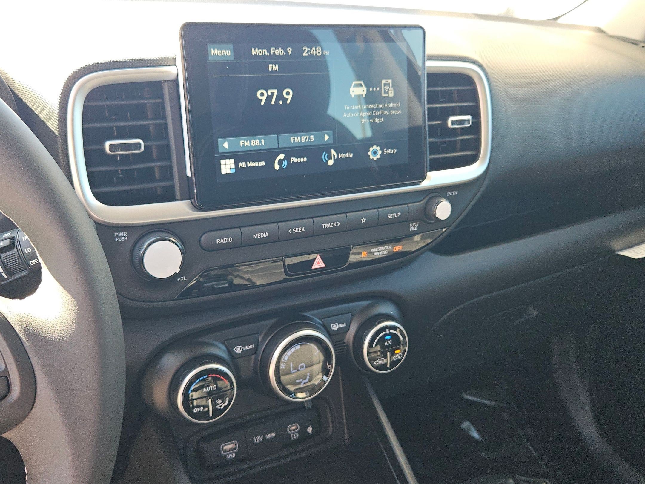 New 2026 Hyundai Venue SEL FWD image 10