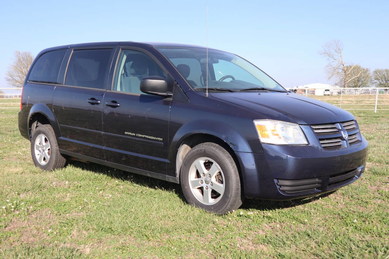 Used 2009 Dodge Grand Caravan SE w/ Climate Group image 3