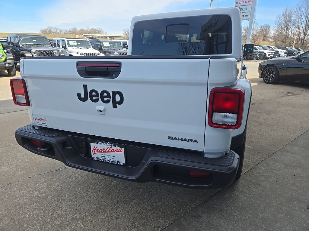 New 2026 Jeep Gladiator Mojave AWD/4WD image 12
