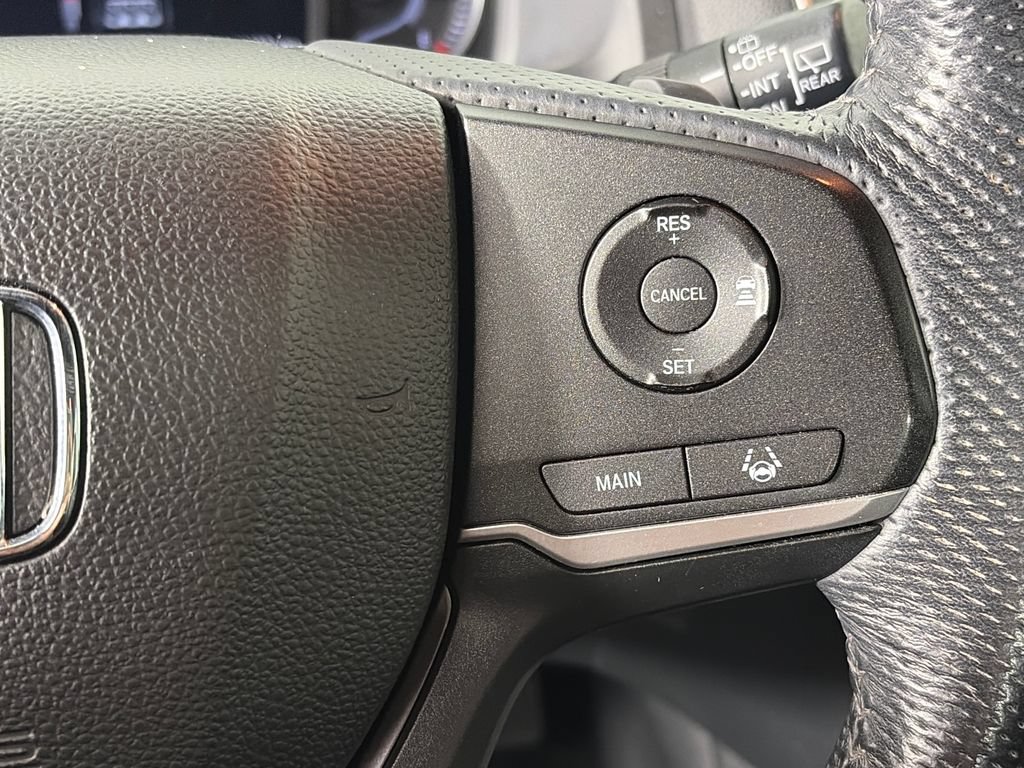 Used 2022 Honda Passport EX-L image 16