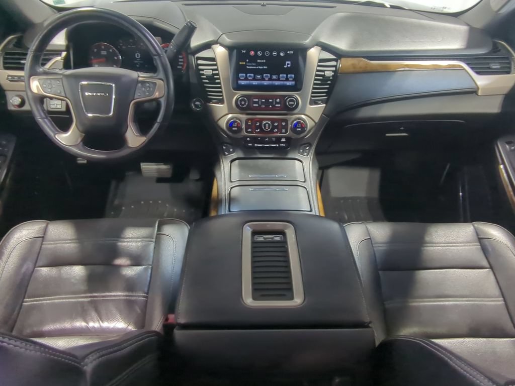 Used 2016 GMC Yukon Denali w/ Open Road Package AWD/4WD image 18