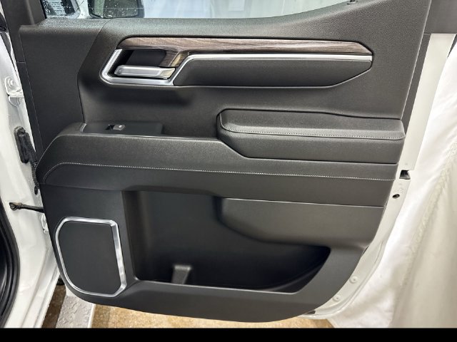 Used 2023 Chevrolet Silverado 1500 LTZ AWD/4WD image 26