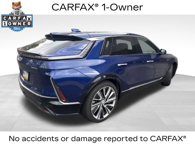 Certified 2024 Cadillac Lyriq Luxury AWD/4WD image 5