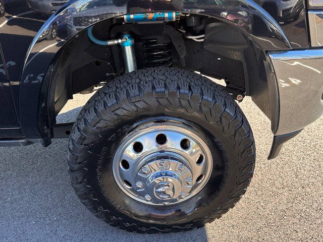 Used 2022 RAM 3500 Limited AWD/4WD image 16