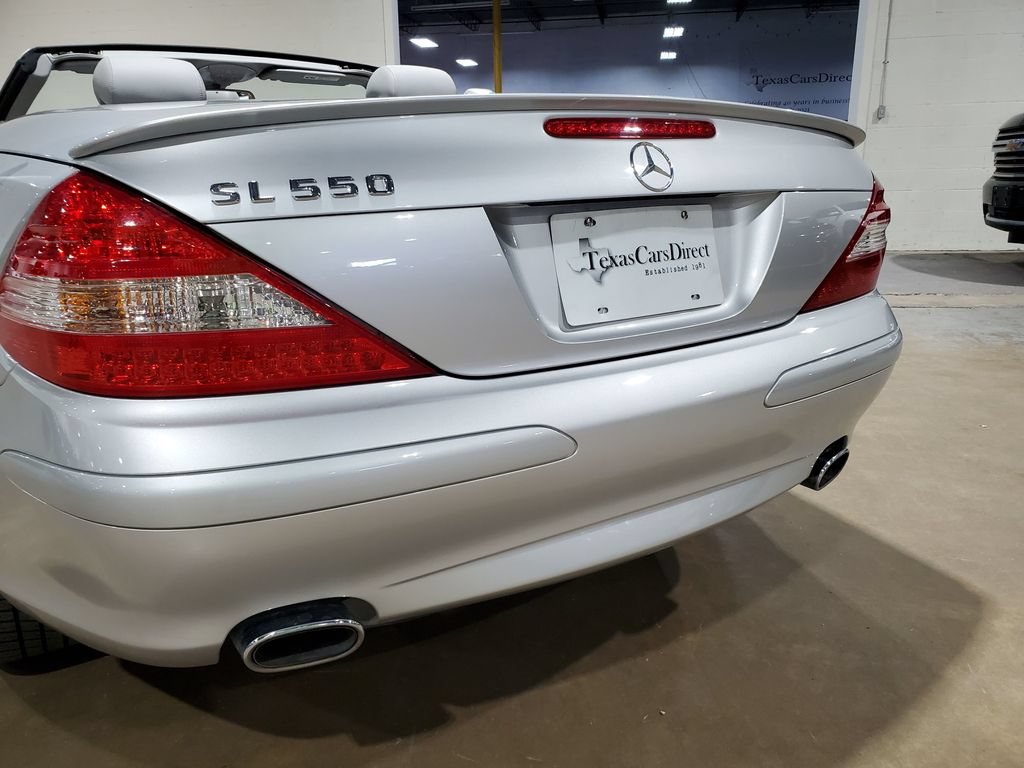 Used 2008 Mercedes-Benz SL 550 image 38