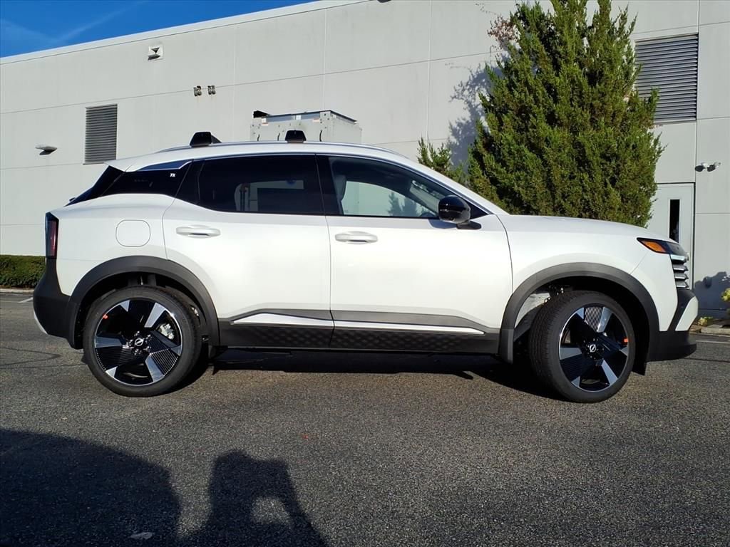 New 2026 Nissan Kicks SR w/ Cold Weather Package image 3