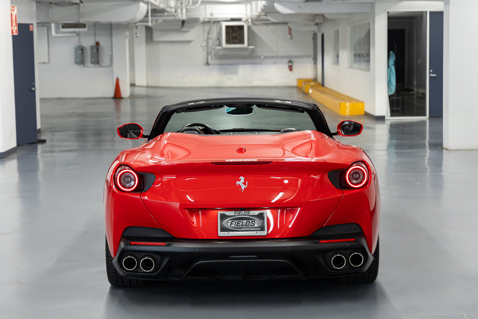 Used 2020 Ferrari Portofino RWD image 4