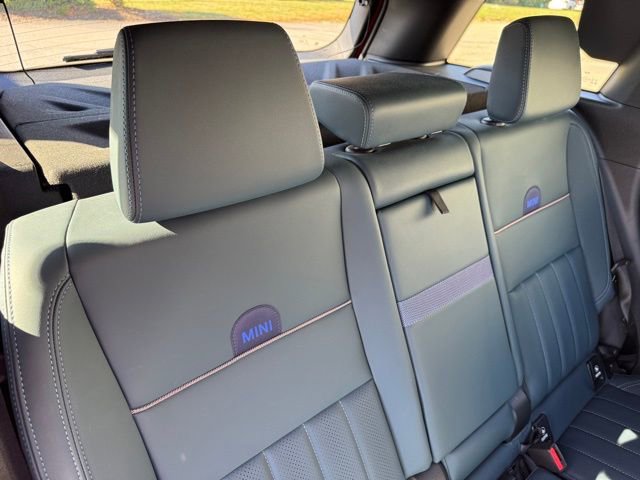 Used 2025 MINI Cooper Countryman S w/ Comfort Package Max image 28