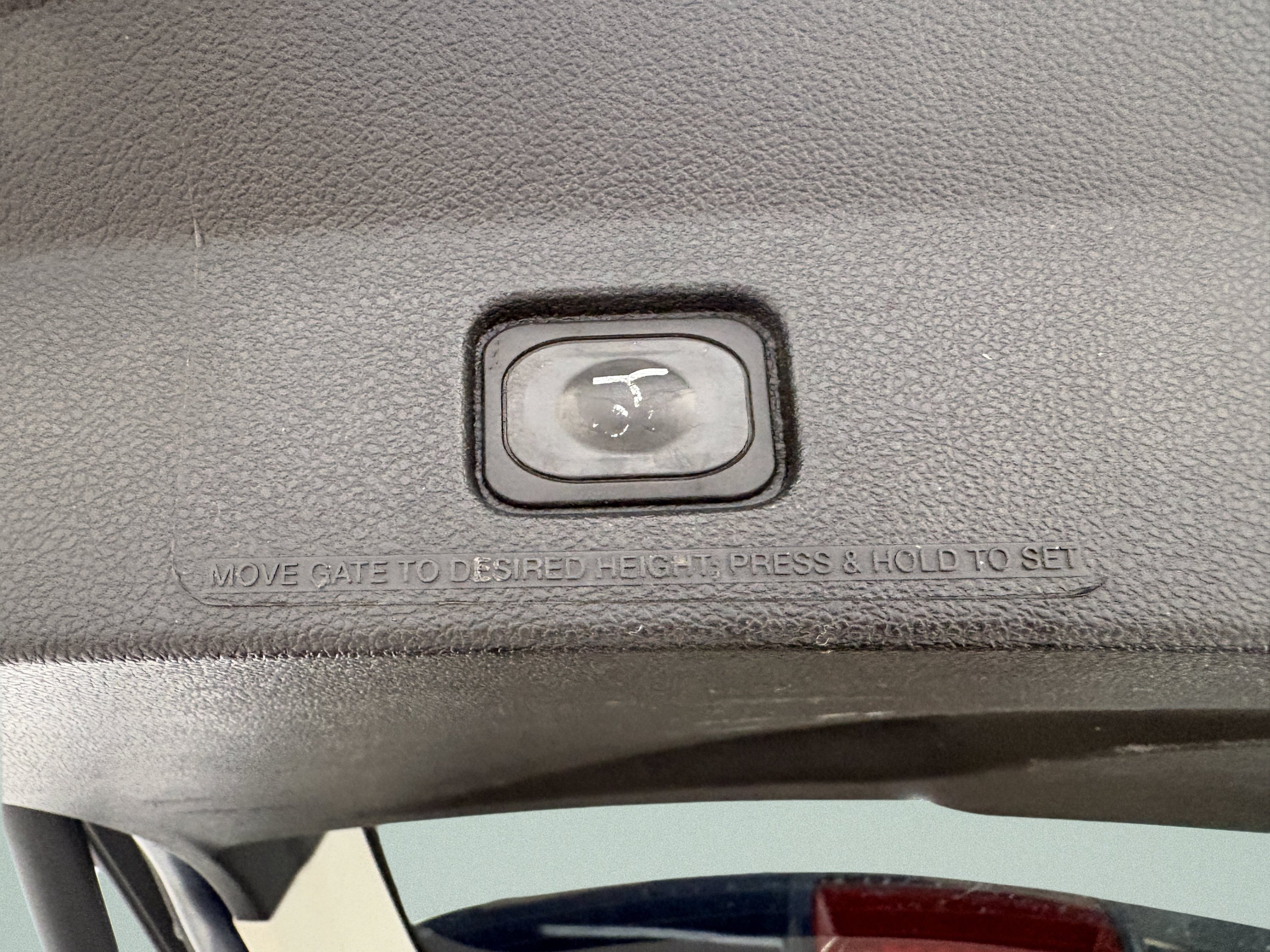 Used 2017 Ford Explorer Platinum AWD/4WD image 10