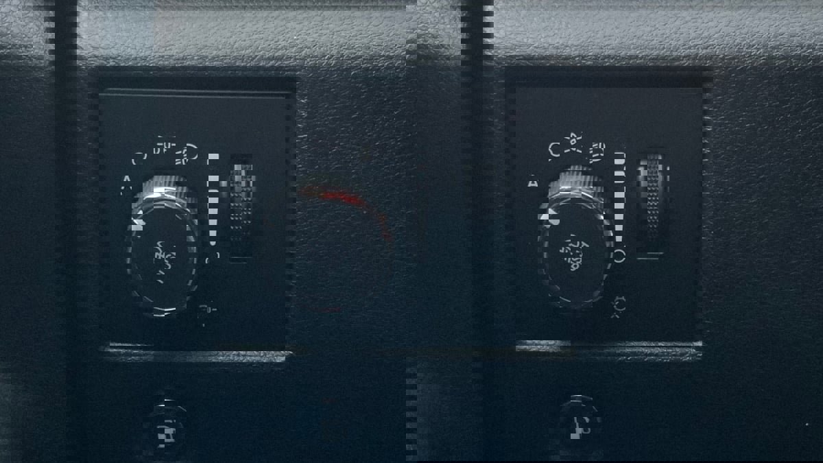 Used 2020 Jeep Grand Cherokee Limited image 17