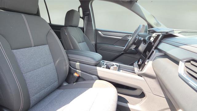 New 2026 GMC Acadia Elevation w/ Black Edition image 18