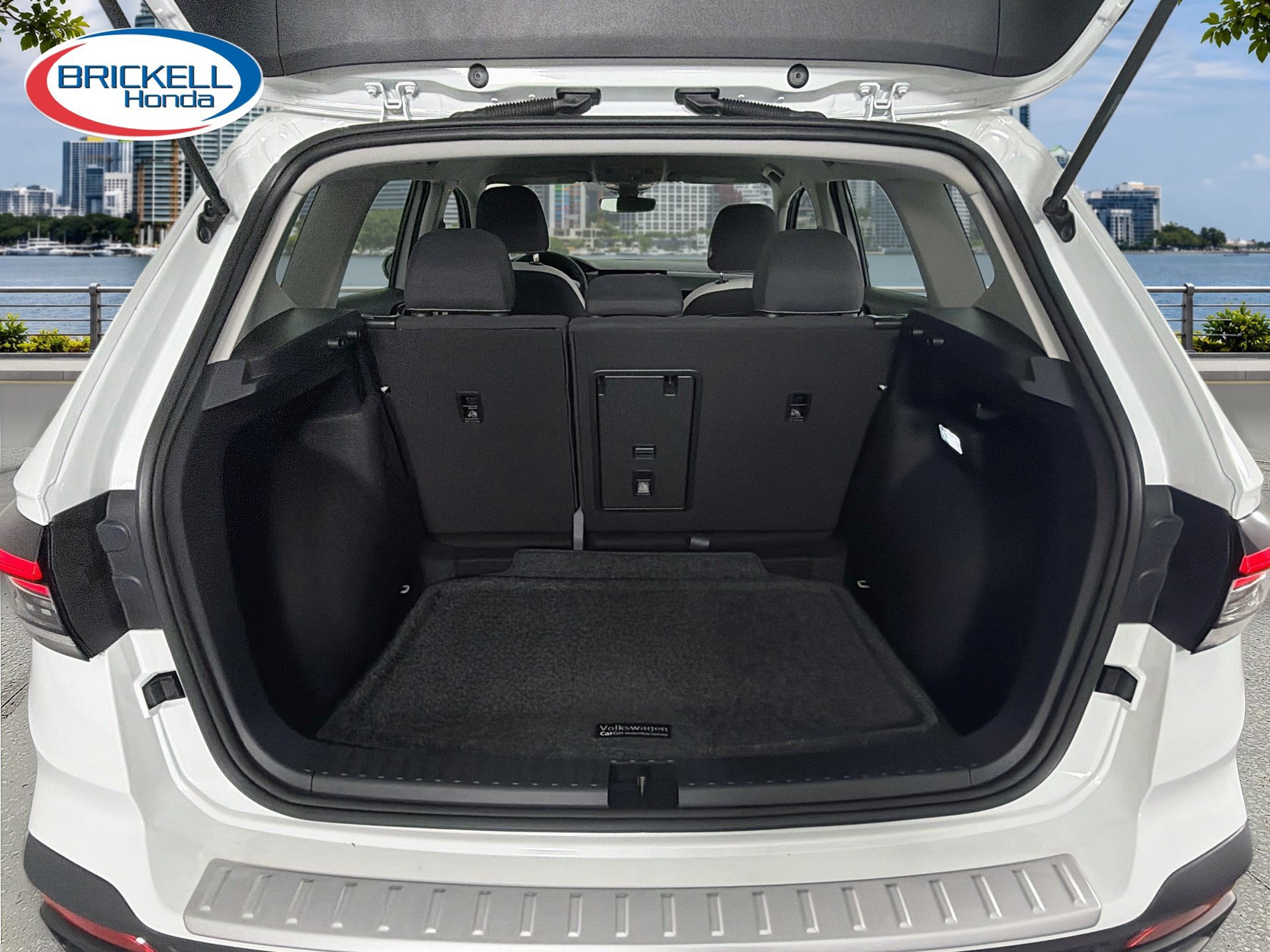 Used 2025 Volkswagen Taos S FWD image 12