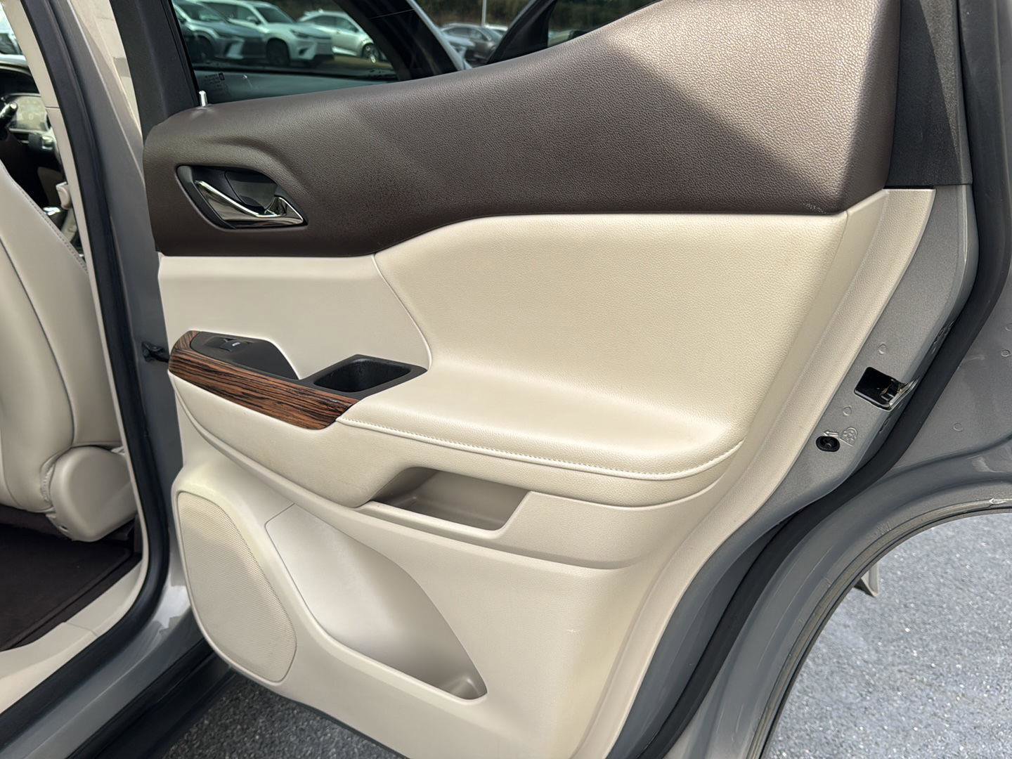 Used 2019 GMC Acadia Denali w/ Technology Package image 13