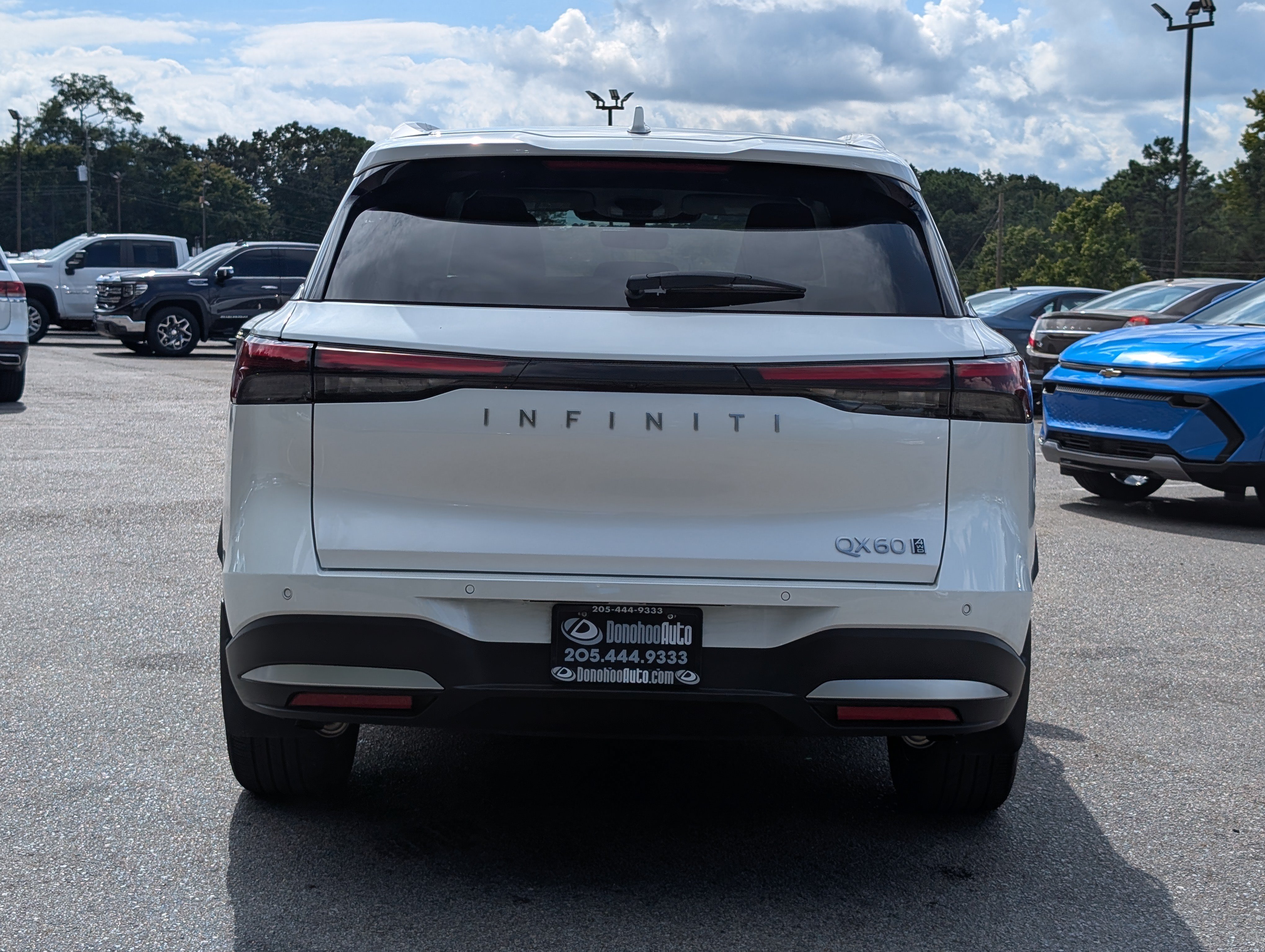 Used 2026 INFINITI QX60 Luxe w/ Cargo Package AWD/4WD image 8