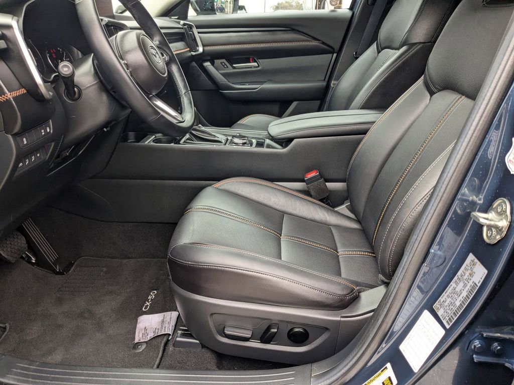 Used 2025 MAZDA CX-50 AWD 2.5 Hybrid w/ Premium Pkg image 11