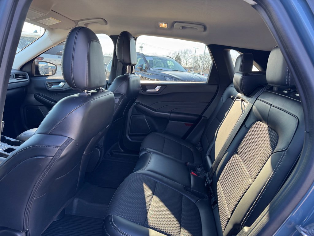 Used 2023 Ford Escape SE FWD image 21
