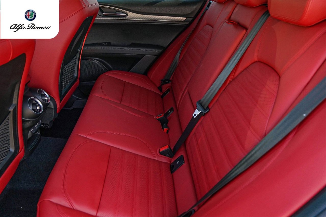 New 2025 Alfa Romeo Stelvio Sprint w/ Veloce Package image 25