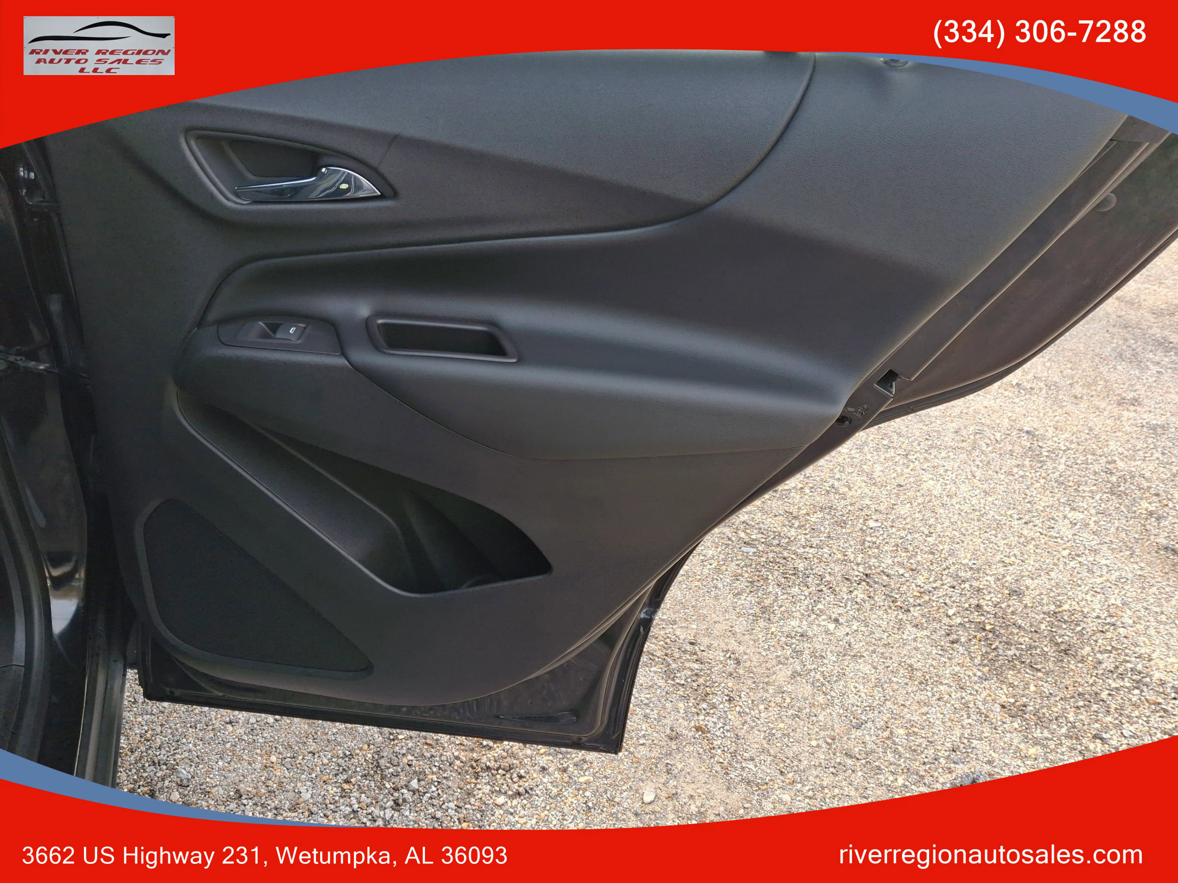 Used 2018 Chevrolet Equinox LT image 14