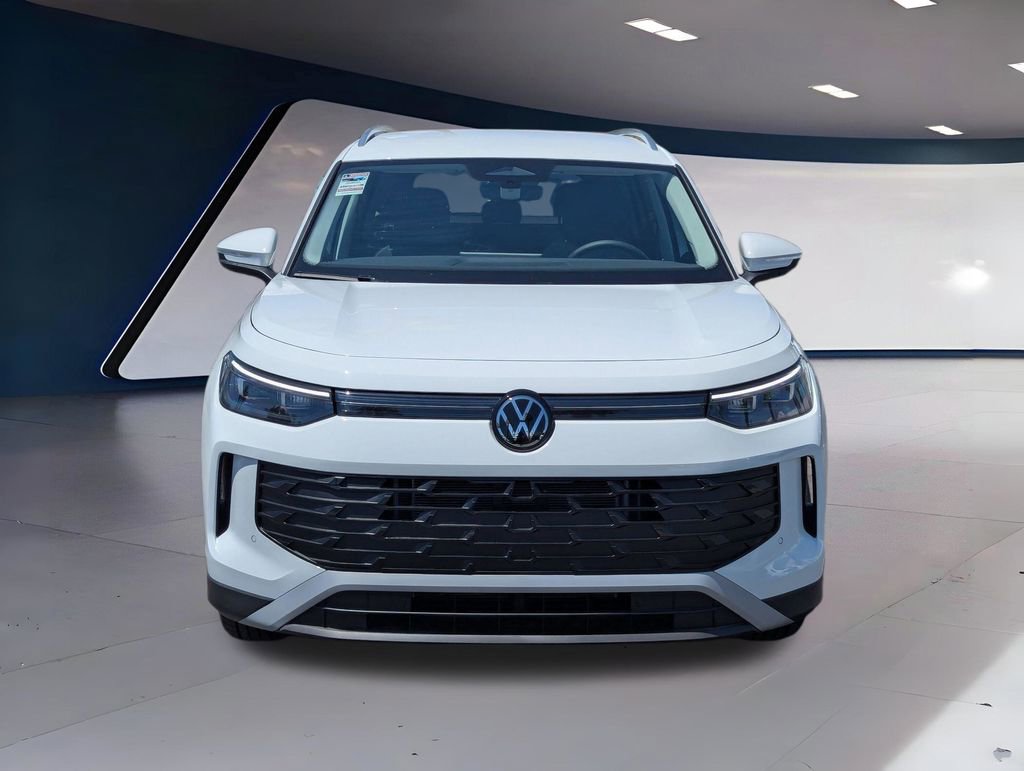 Certified 2025 Volkswagen Tiguan S image 7