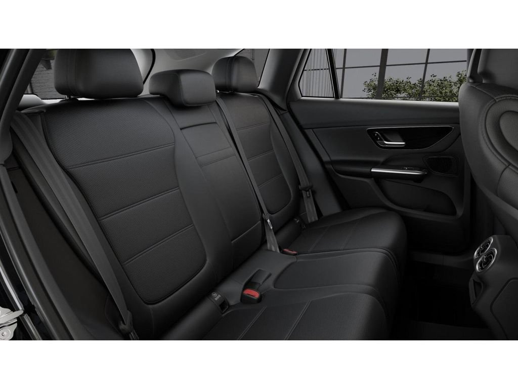Certified 2025 Mercedes-Benz GLC 350e 4MATIC image 5