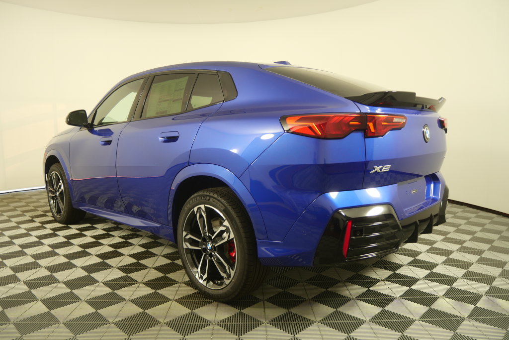 New 2027 BMW X2 xDrive28i AWD/4WD image 6