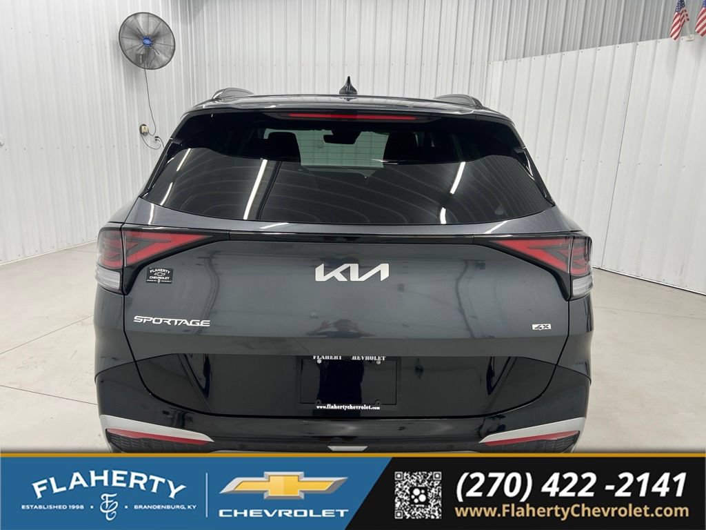 Used 2024 Kia Sportage SX AWD/4WD image 4