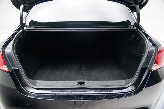 Used 2016 Chrysler 200 LX FWD image 12