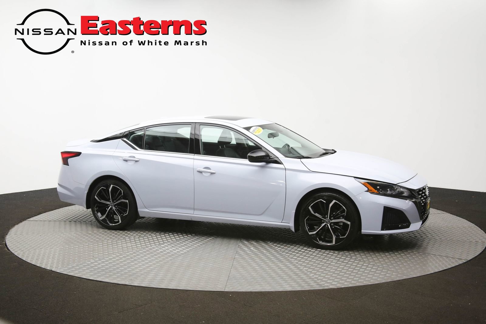 Used 2023 Nissan Altima 2.5 SR w/ SR Premium Package image 47