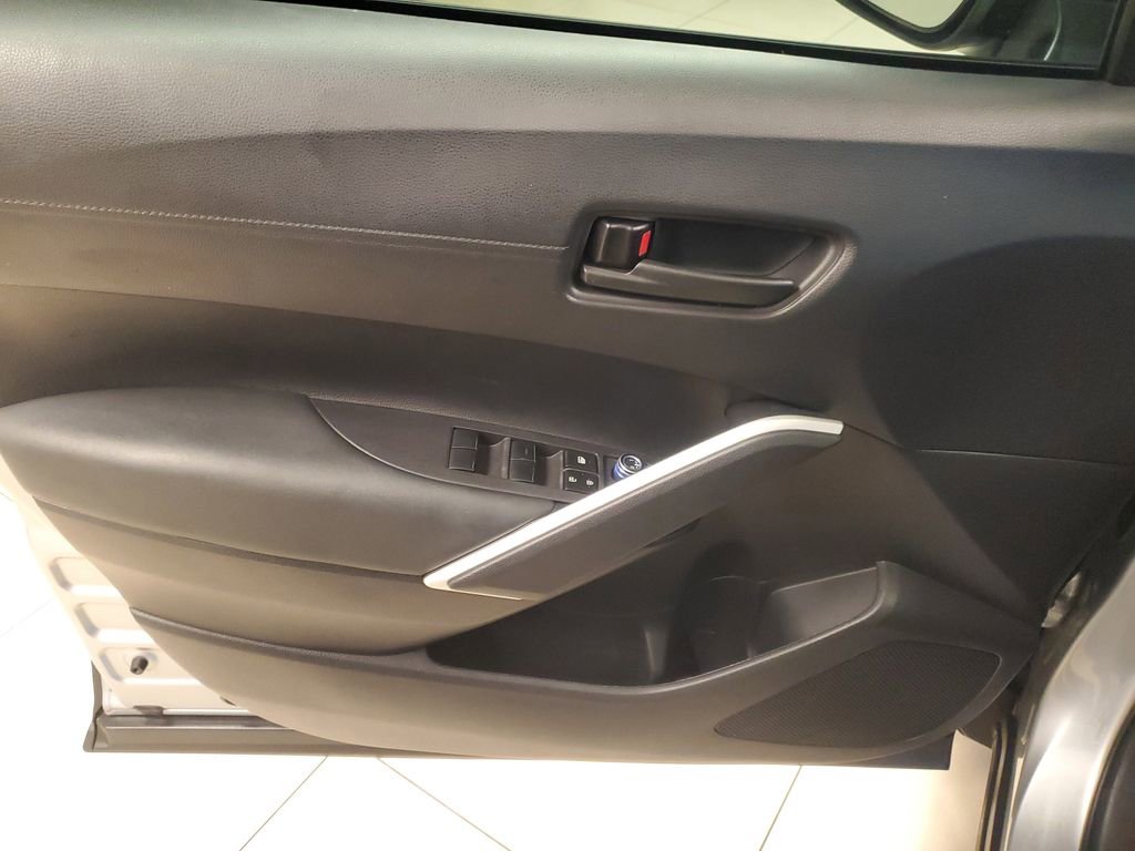 Used 2024 Toyota Corolla Cross LE image 17