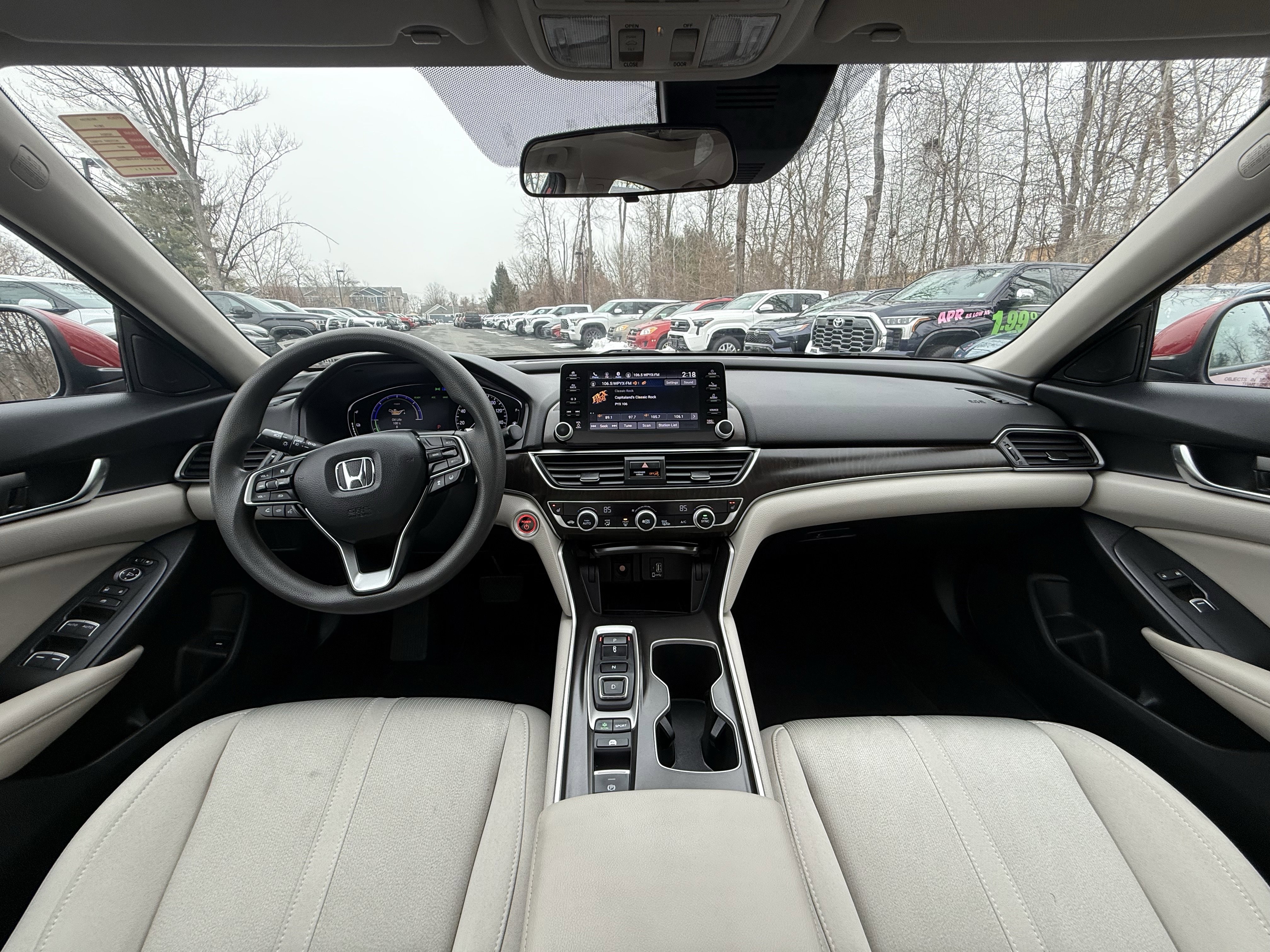 Used 2018 Honda Accord EX image 2