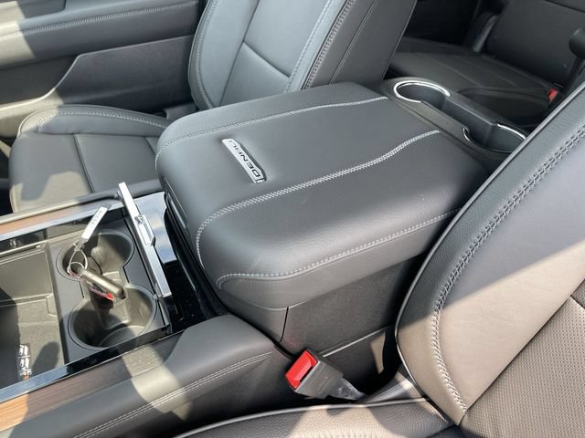 New 2026 GMC Yukon XL Denali w/ Denali Reserve Package AWD/4WD image 21