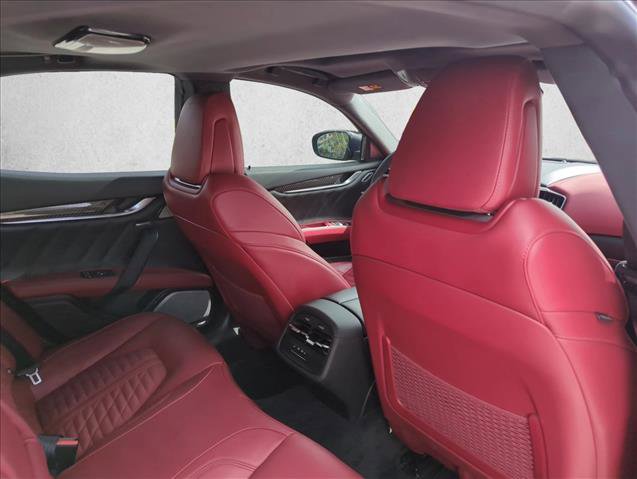 Used 2022 Maserati Ghibli Trofeo image 23