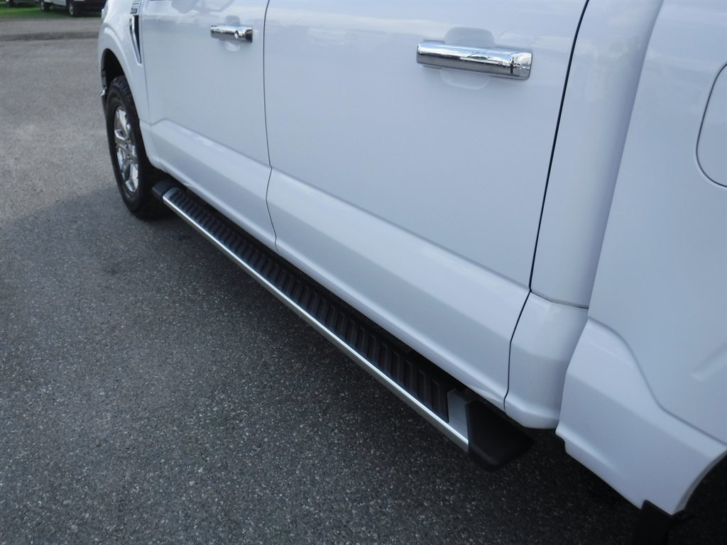Used 2022 Ford F150 XLT w/ Equipment Group 302A High AWD/4WD image 13