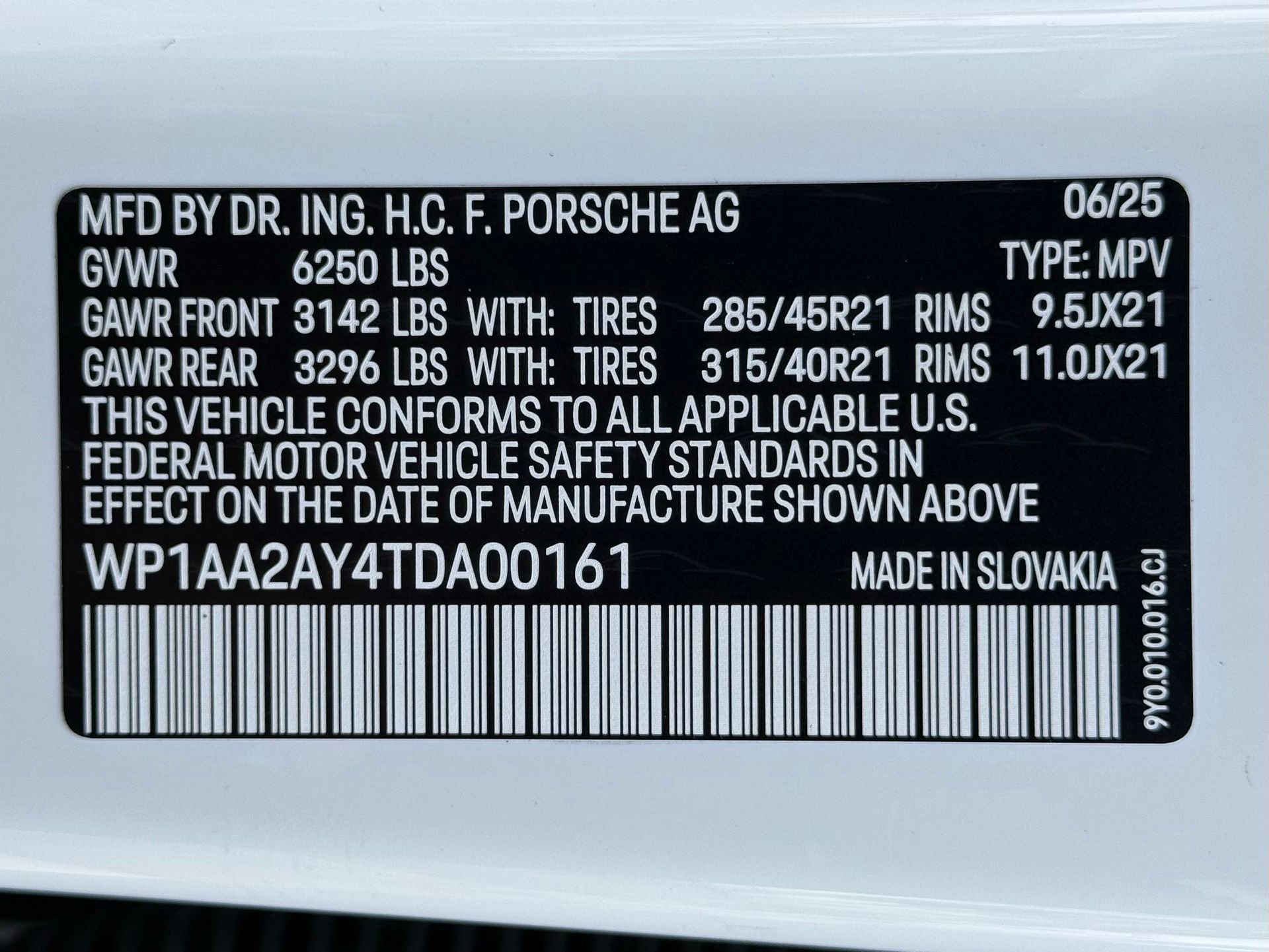 Used 2026 Porsche Cayenne image 36