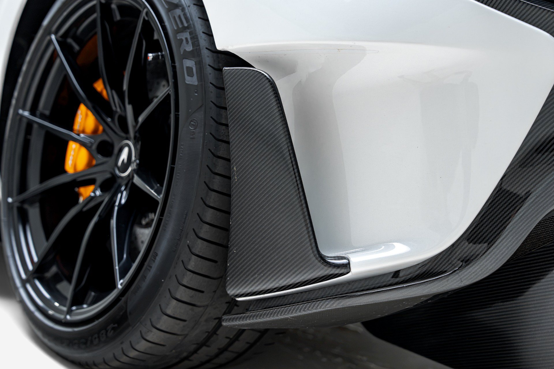 Used 2019 McLaren 600LT RWD image 29
