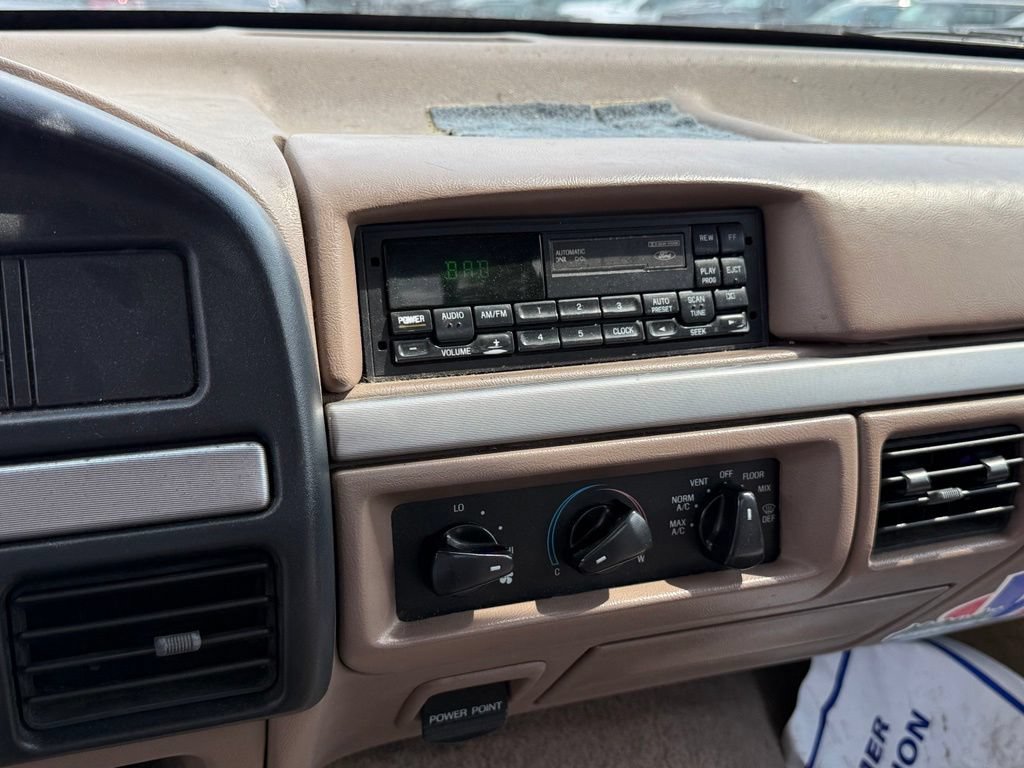 Used 1994 Ford F150 XL RWD image 21
