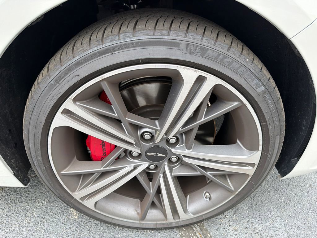 Used 2025 Genesis G70 2.5T w/ Sport Prestige Package image 12