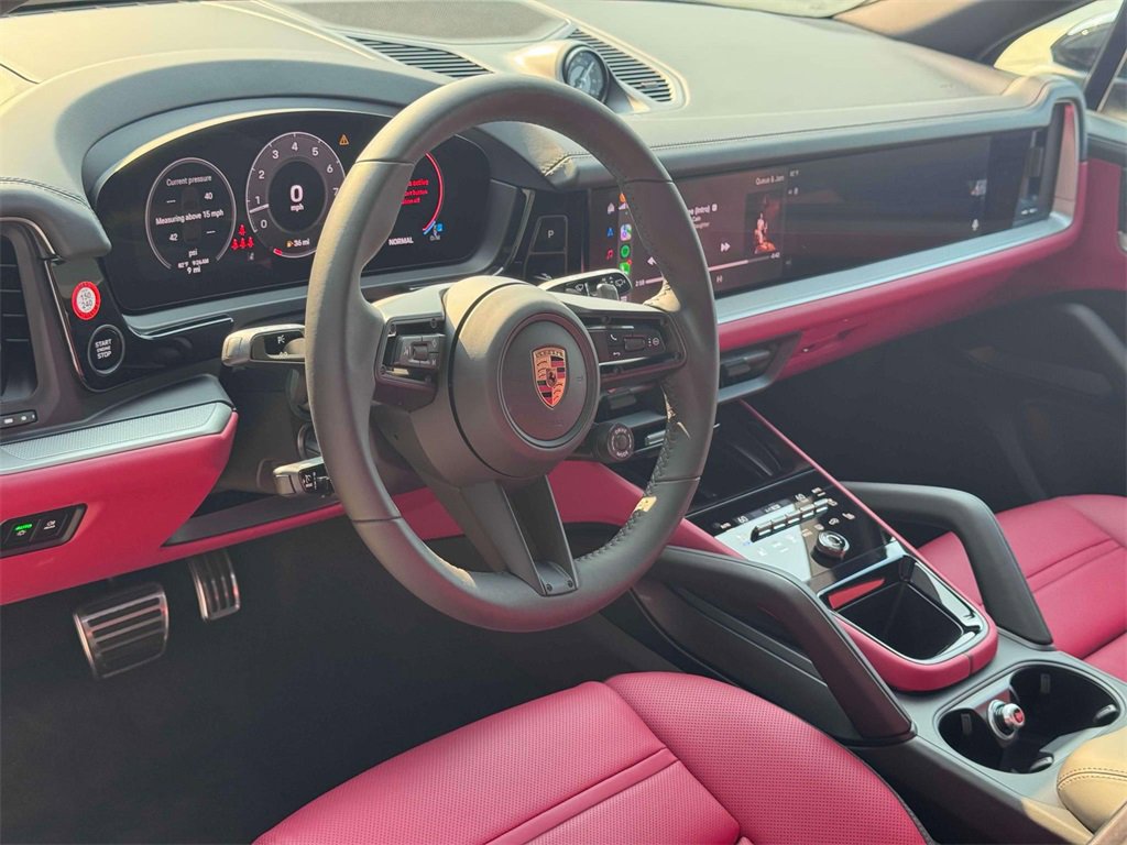 New 2025 Porsche Cayenne S image 4