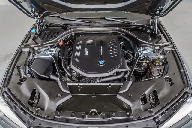 Used 2018 BMW 540i xDrive 540i xDRIVE - M SPORT - NAV - image 17