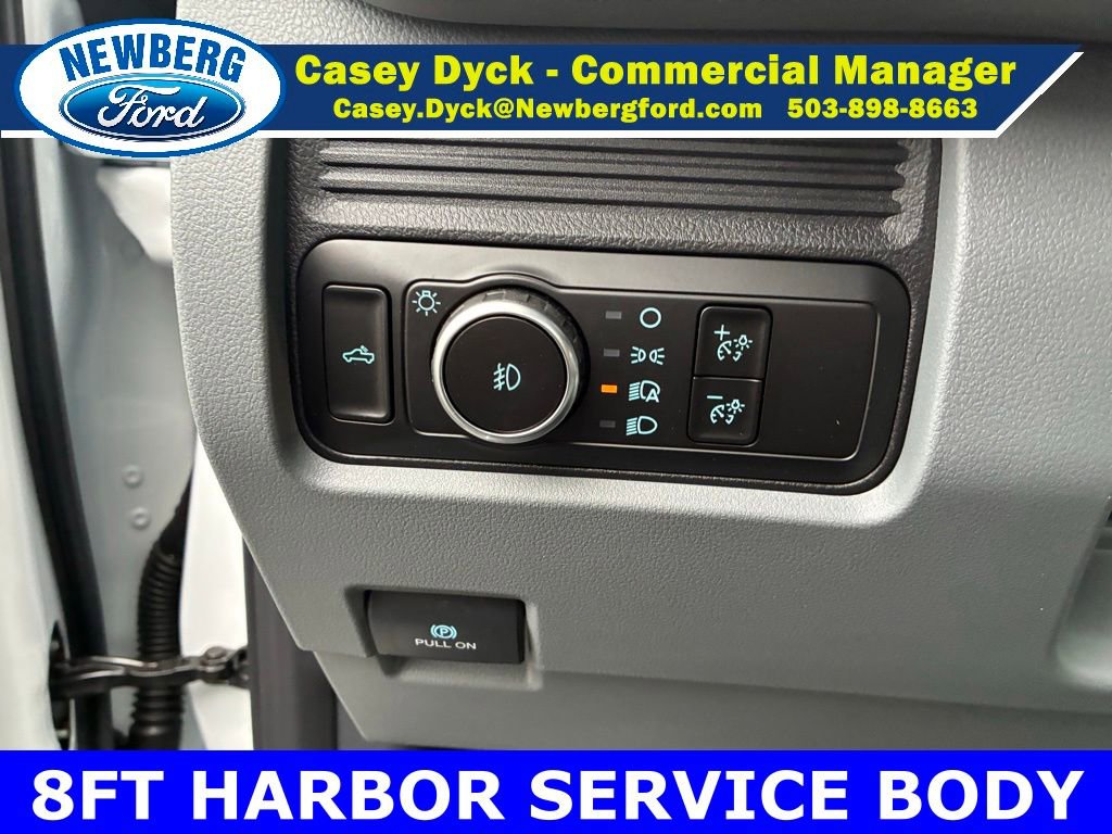 New 2026 Ford F250 XL w/ XL Chrome Package image 11