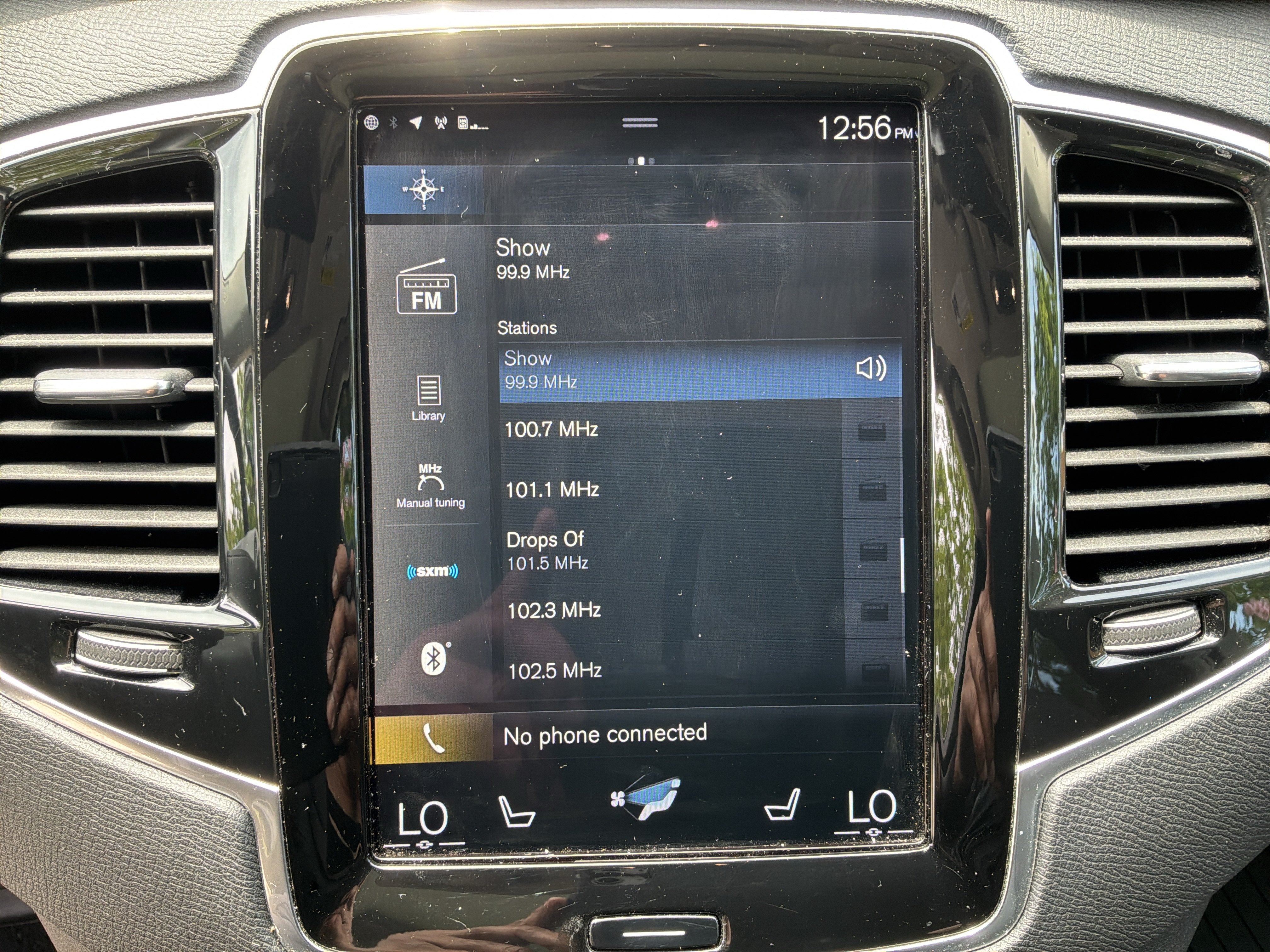 Used 2021 Volvo XC90 T6 Momentum w/ Advanced Package AWD/4WD image 23