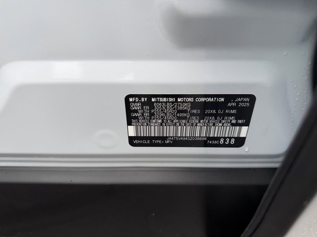 Used 2025 Mitsubishi Outlander SE AWD/4WD image 31
