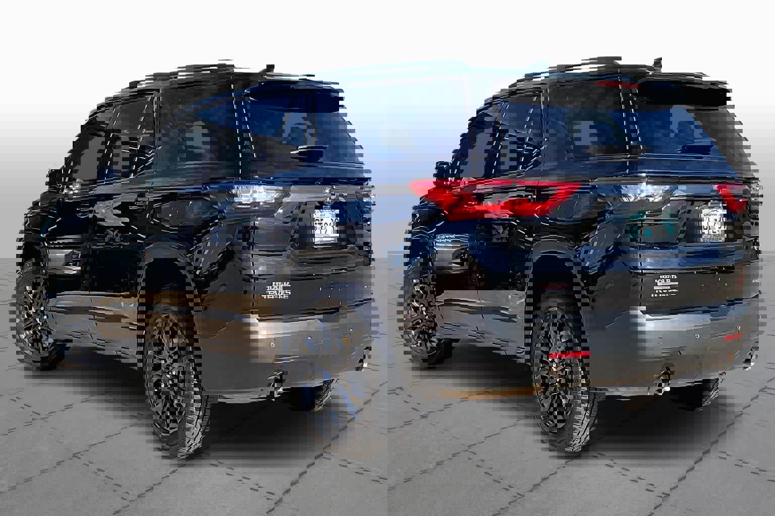 Used 2020 Chevrolet Traverse RS image 12