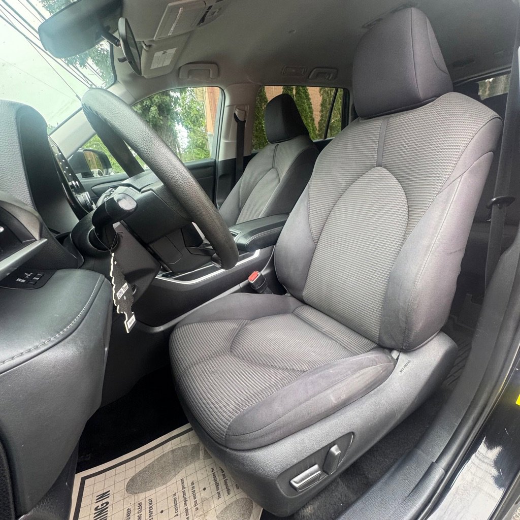 Used 2022 Toyota Highlander L image 20