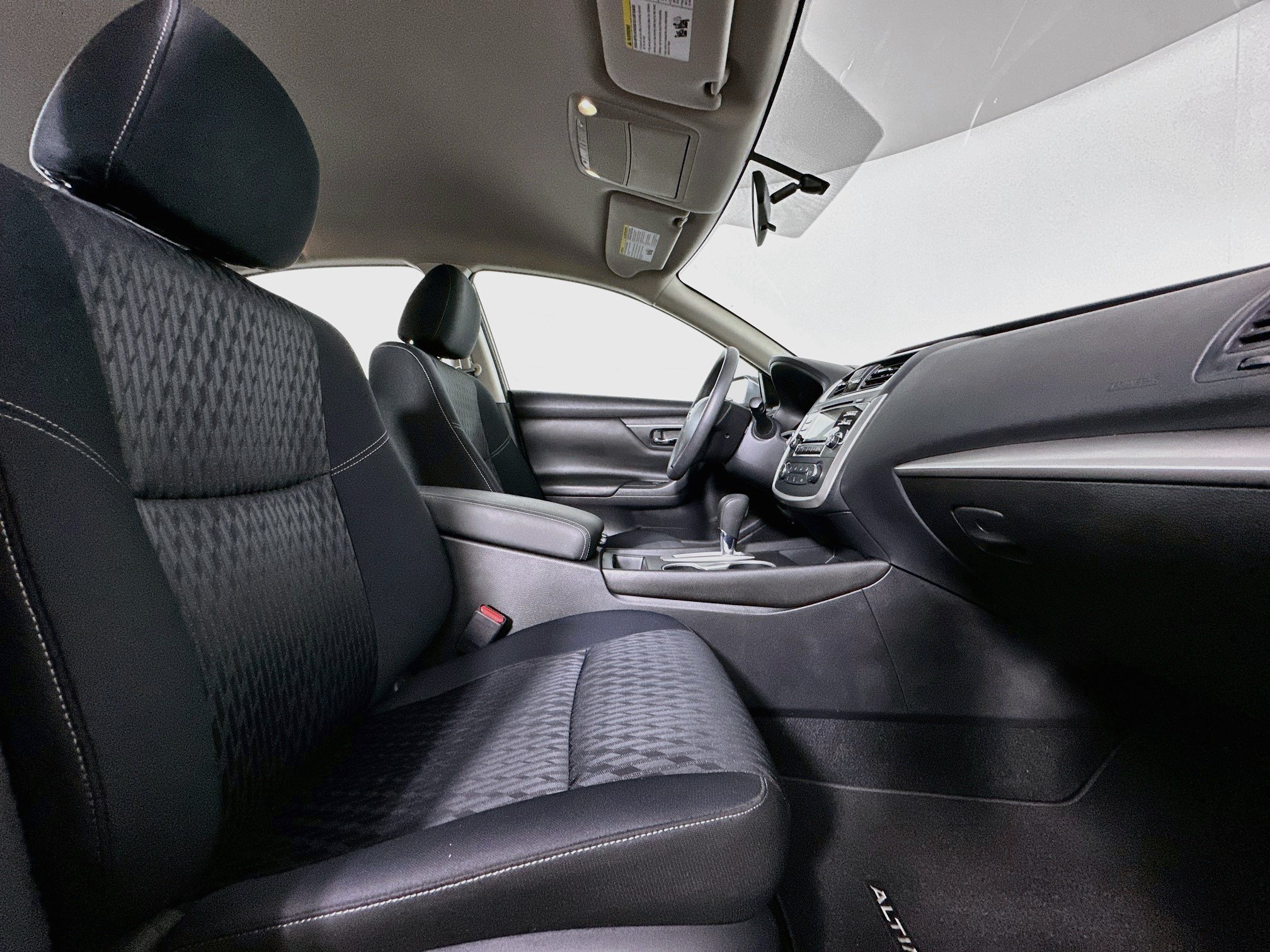 Used 2018 Nissan Altima 2.5 S FWD image 29
