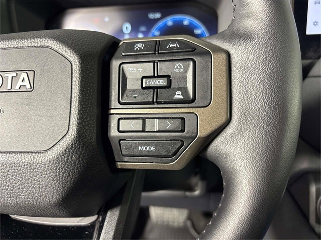 Used 2025 Toyota Land Cruiser image 20