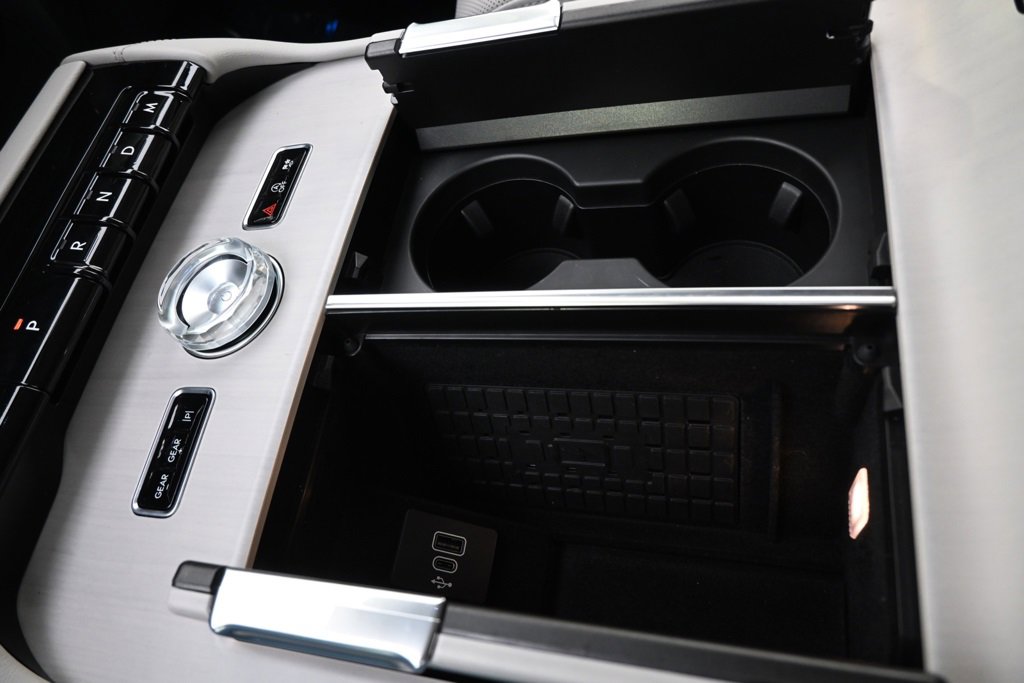 New 2025 Lincoln Navigator Reserve image 31